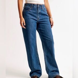 Abercrombie and Fitch Curve Love High Rise Loose Jean Size 30